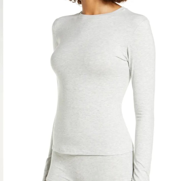 Skims Heather Grey Long sleeve - Picture 2 of 2